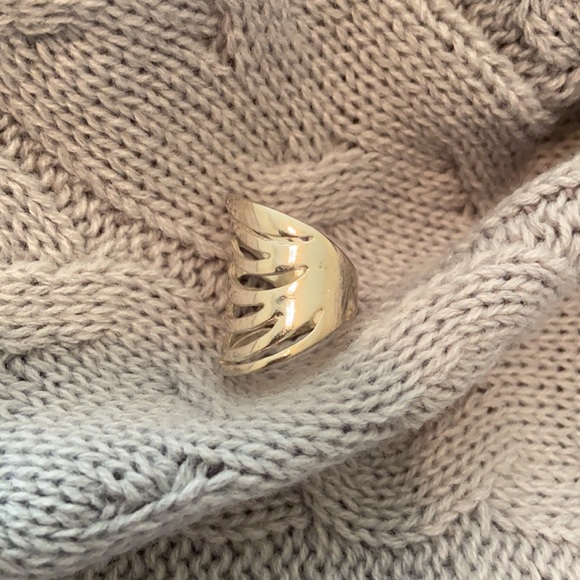 Sterling Silver .925  Long Wavy Band Ring - Picture 3 of 4